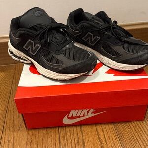 New Balance Kids Black Sneakers